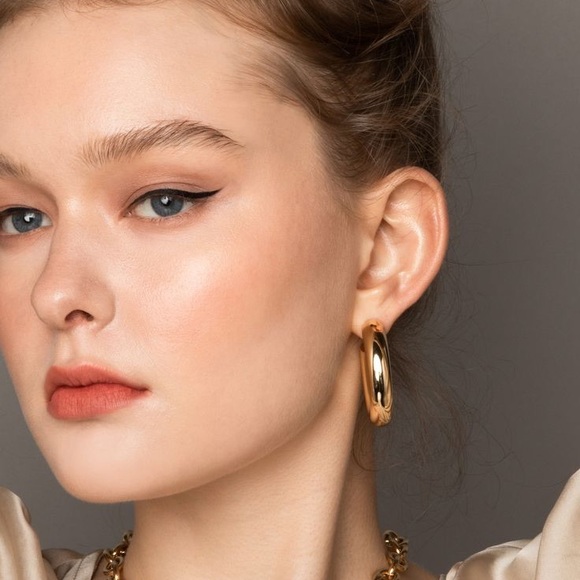 OAK + FORT Jewelry - Oak + Fort Gold Hoop Earrings